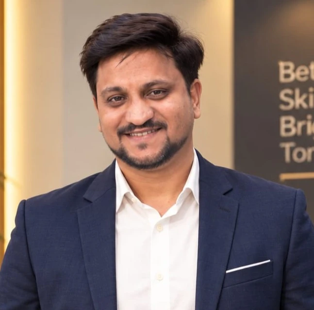 Mr. Vivekkumar Rajesh Varma